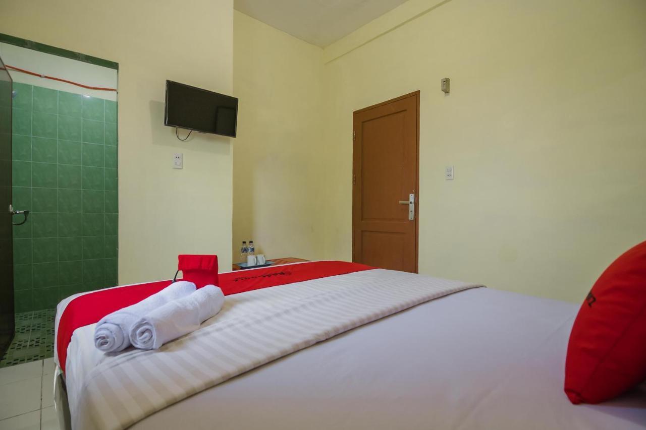 Reddoorz Near Politeknik Negeri Medan Hotel Ngoại thất bức ảnh