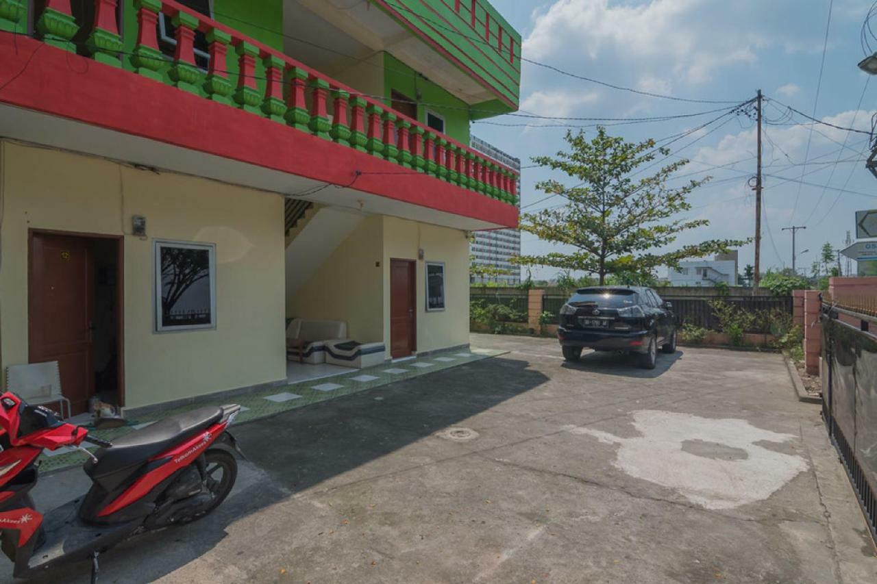 Reddoorz Near Politeknik Negeri Medan Hotel Ngoại thất bức ảnh
