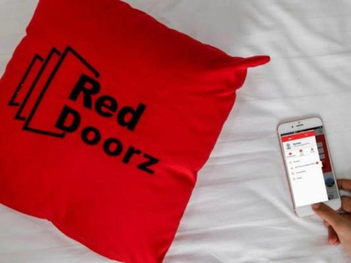Reddoorz Near Politeknik Negeri Medan Hotel Ngoại thất bức ảnh